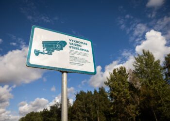 Magistraliniuose keliuose – nauji stendai: „Via Lietuva“ informuoja, ką svarbiausia dėl to žinoti vairuotojams