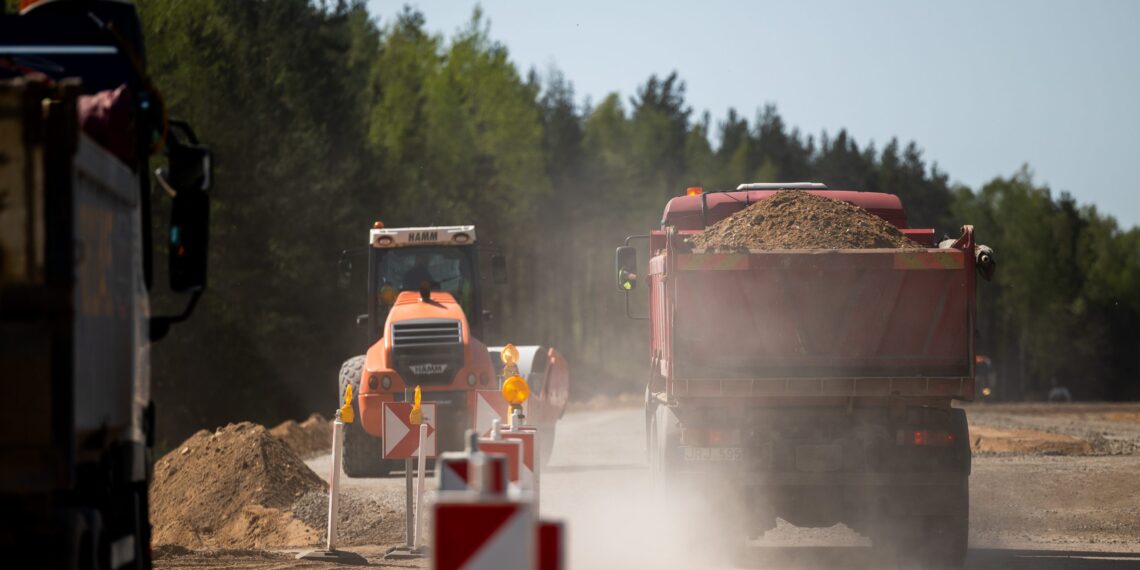 „Via Lietuva“ pradeda įgyvendinti Elektrėnus ir Vievį sujungsiantį susisiekimo projektą: įvedami eismo ribojimai