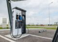 Nuo 2026 m. – palankesnės sąlygos elektromobilių įkrovimo stotelių plėtrai prie valstybinės reikšmės kelių