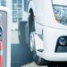 Nuo 2026 m. krovininiams elektra ar vandeniliu varomiems automobiliams taikomas kelių naudotojo mokestis su 75 proc. lengvata