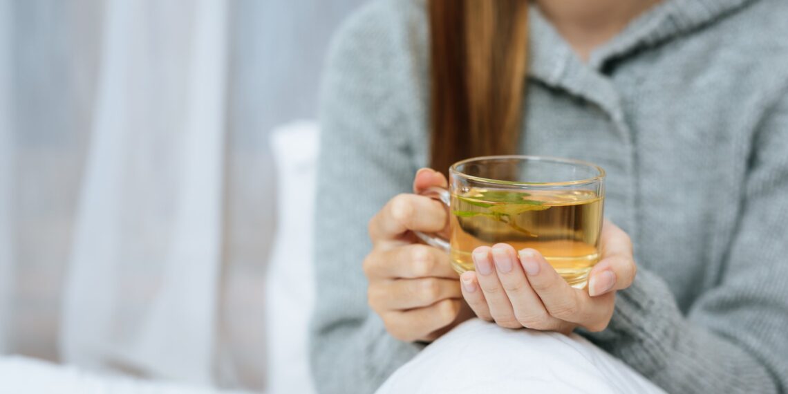 Siūloma supaprastinti pirmųjų ligos dienų pateisinimo tvarką, kad nebereikėtų kreiptis į gydytoją