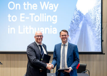 „Via Lietuva“ pasirašė e-tolling sistemos diegimo sutartį su konkursą laimėjusia austrų įmone „Kapsch TrafficCom“