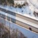 „Via Lietuva“: valstybinės reikšmės keliuose prasidėjo duobių tvarkymas – vairuotojai raginami pranešti apie pavojingas vietas