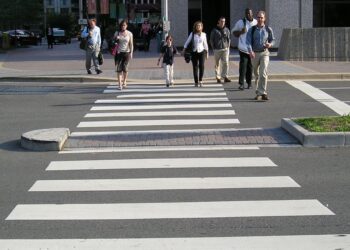 „Via Lietuva“ imasi daugiau kaip 100 pėsčiųjų perėjų visoje šalyje atnaujinimo