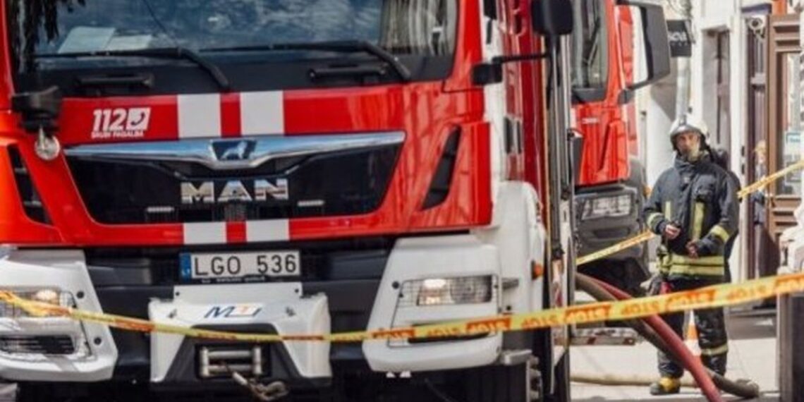 Velykų savaitgalį – daugiau nelaimių: ugniagesiai primena svarbiausias saugumo taisykles