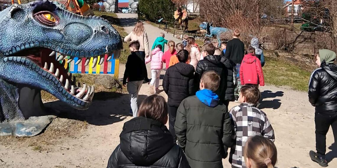 Žagarės VDC „Spindulys” išvyka į Dino parką