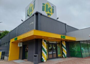Lietingam savaitgaliui – „Iki“ prognozuojamas nuolaidų lietus: didelės nuolaidos kiaulienai, lašišai, padažams ir dar tūkstančiams prekių