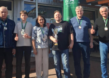 Trečiasis „VIDUKLĖ OPEN 2026“: prie šachmatų lentų liejosi aistros, o po penktojo rato pakvipo legendiniais koldūnais