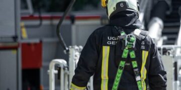 Savaitgalio gaisrai: išgelbėtas žmogus, gesintos pirtys ir kiti statiniai